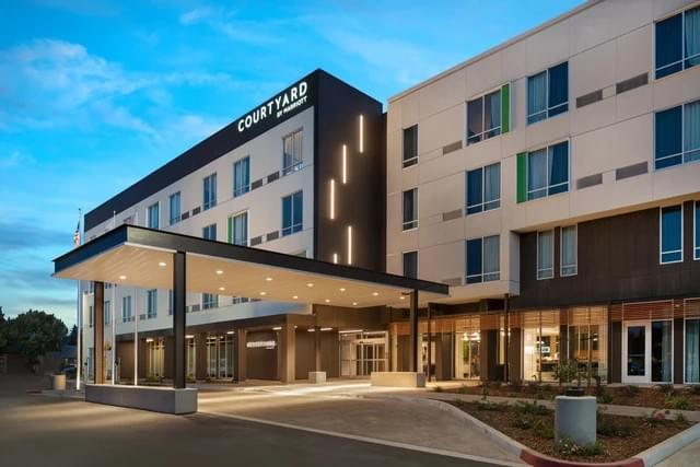 New Marriott Hotel in Clovis holds Grand Opening